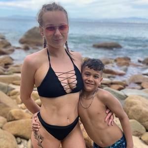 Meet your Posher, Tori